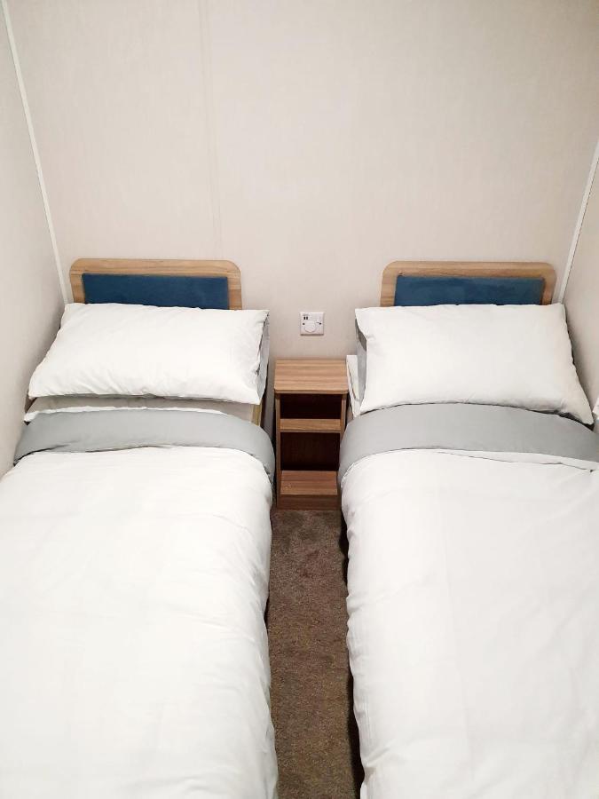 Parkview Caravan California Cliffs Great Yarmouth Esterno foto